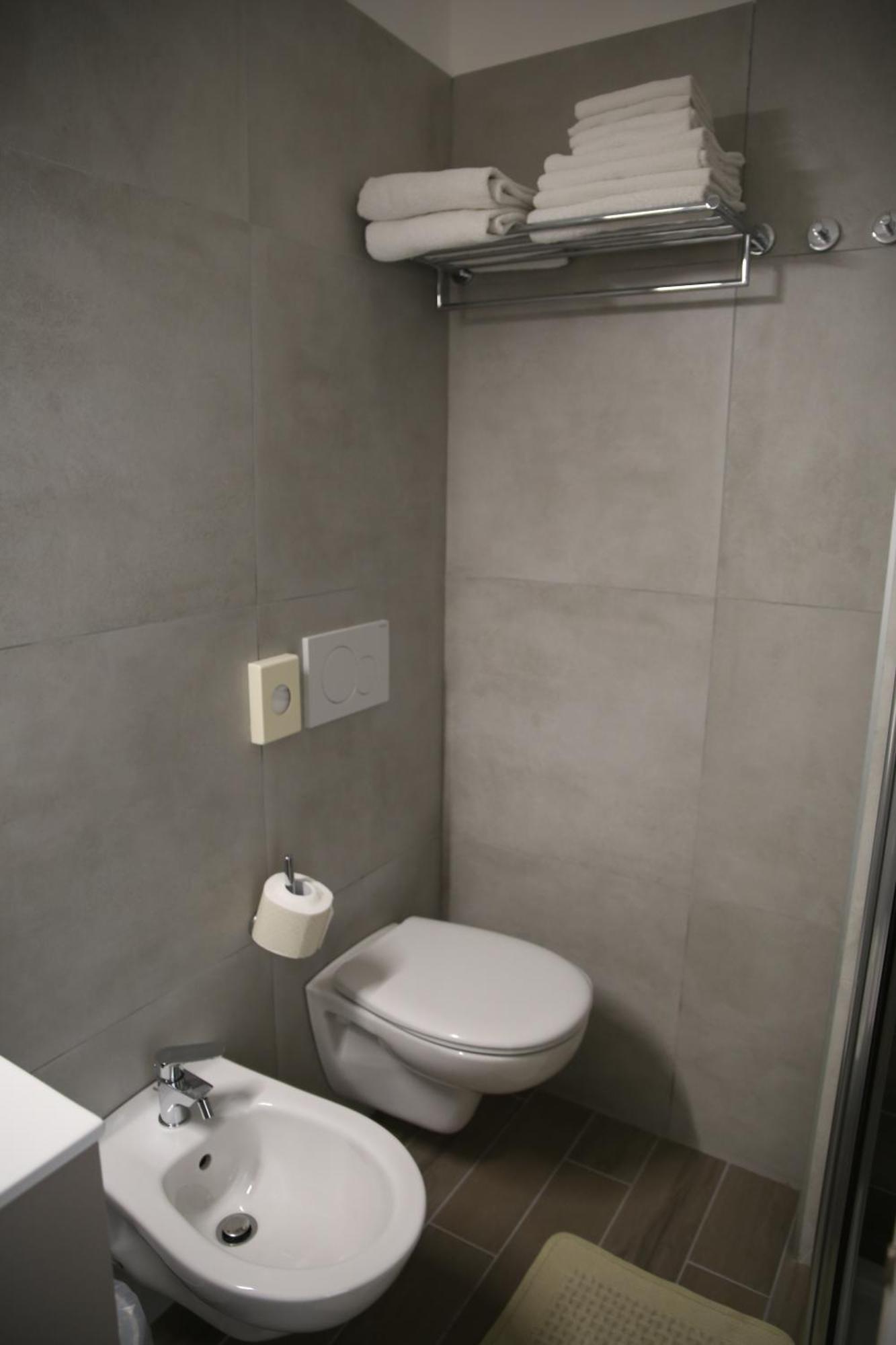 Hotel Philadelphia Cattolica Habitación foto